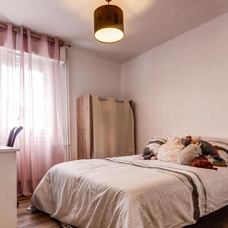 Suite T5 Rennes Gare - Parking Prive Gratuit Exteriör bild