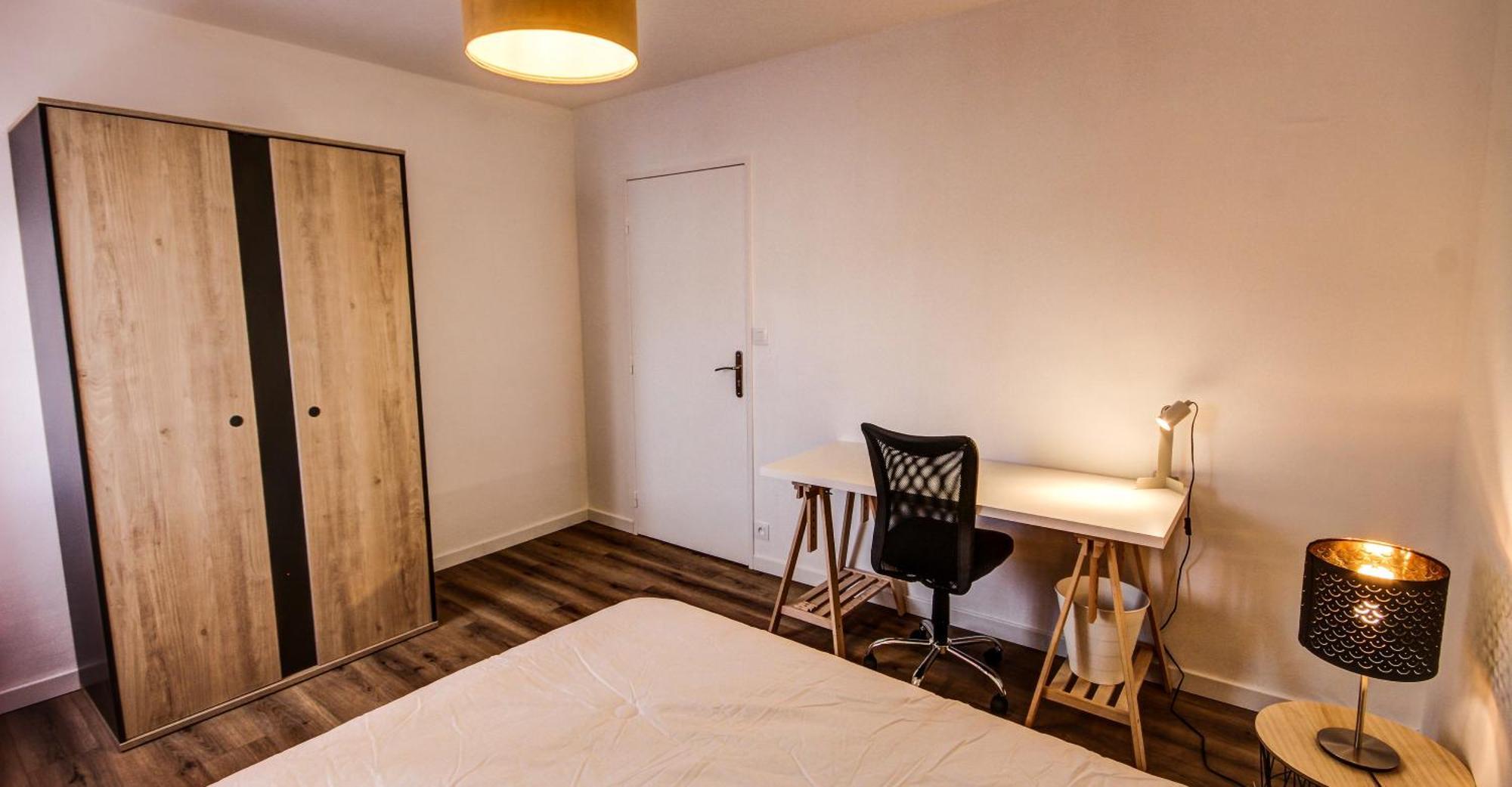 Suite T5 Rennes Gare - Parking Prive Gratuit Exteriör bild